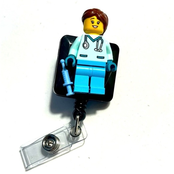 ID Holders/Badge Reels - Picture 3 of 4